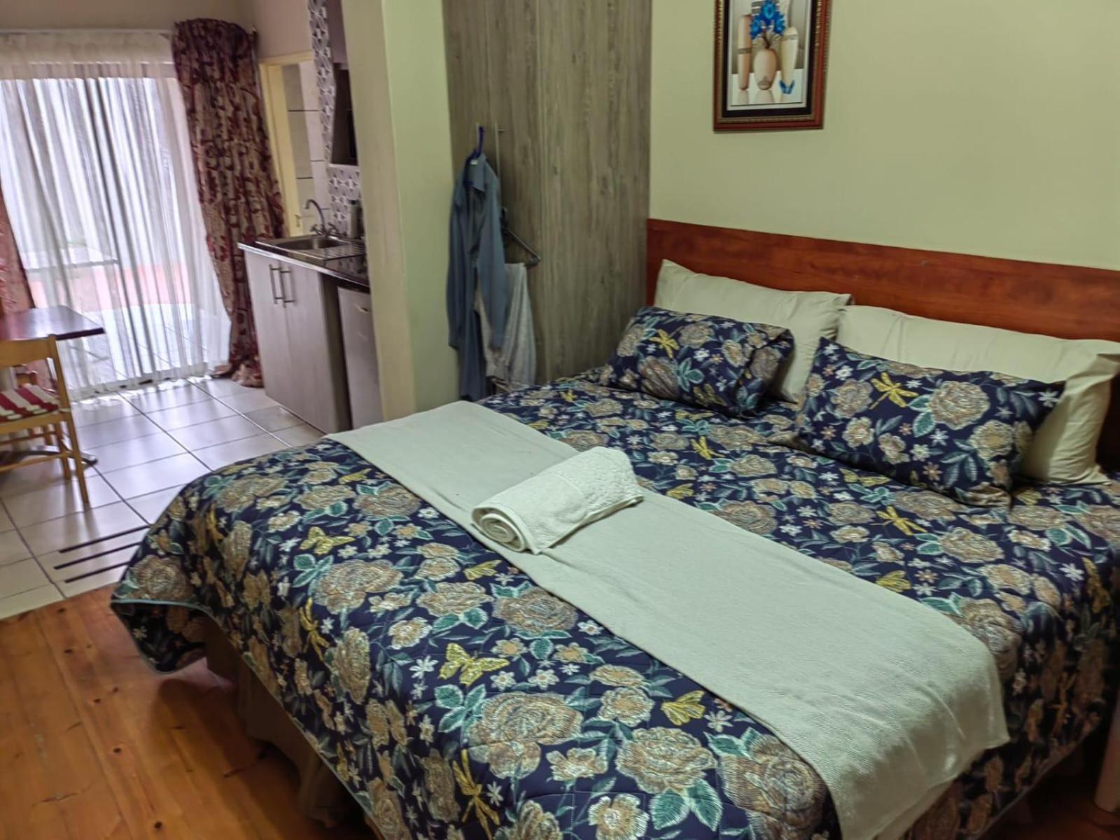 Sibahlenomhlambi Guesthouse Springs  Room photo